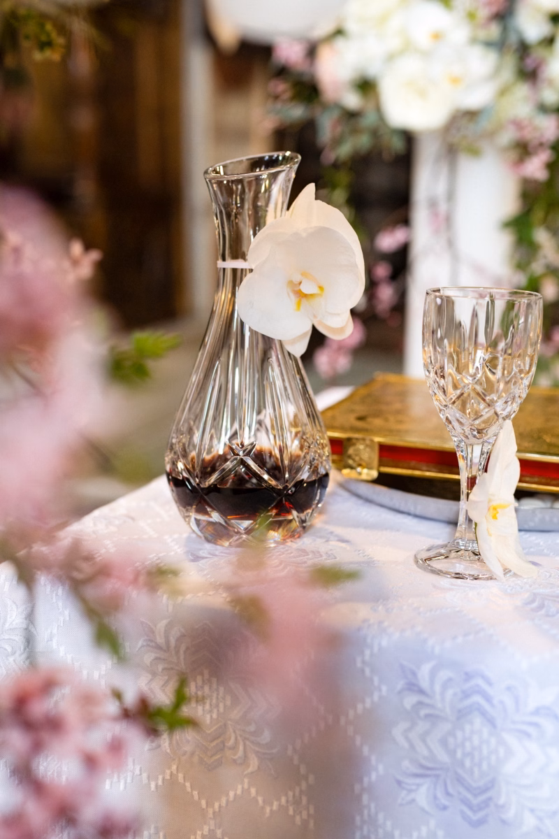 Υπέροχες ανοιξιάτικες ιδέες διακόσμησης γάμου με αμυγδαλιές