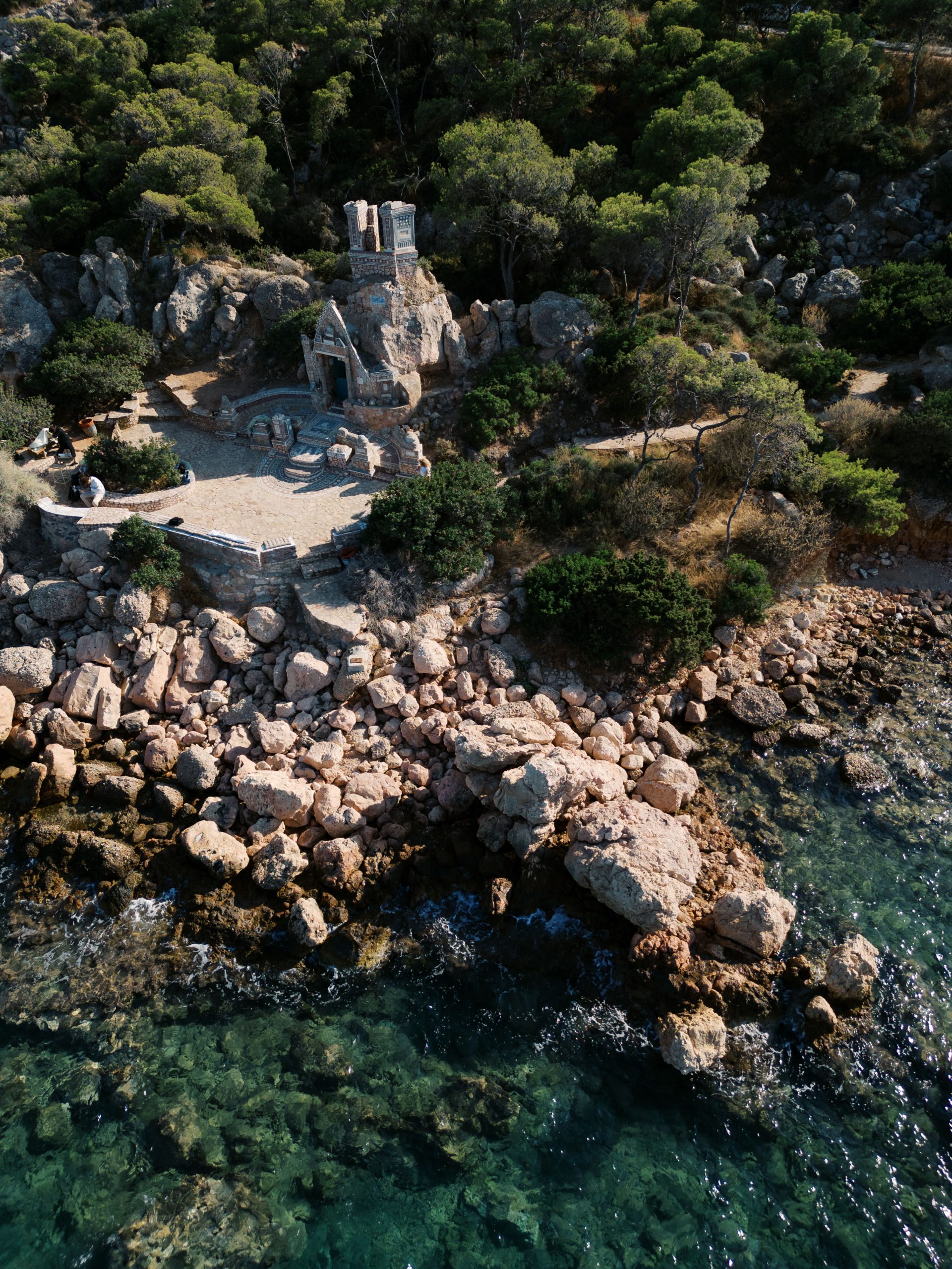 Γάμος σε νησί με θέα τη θάλασσα, destination wedding, luxury wedding setup, floral design